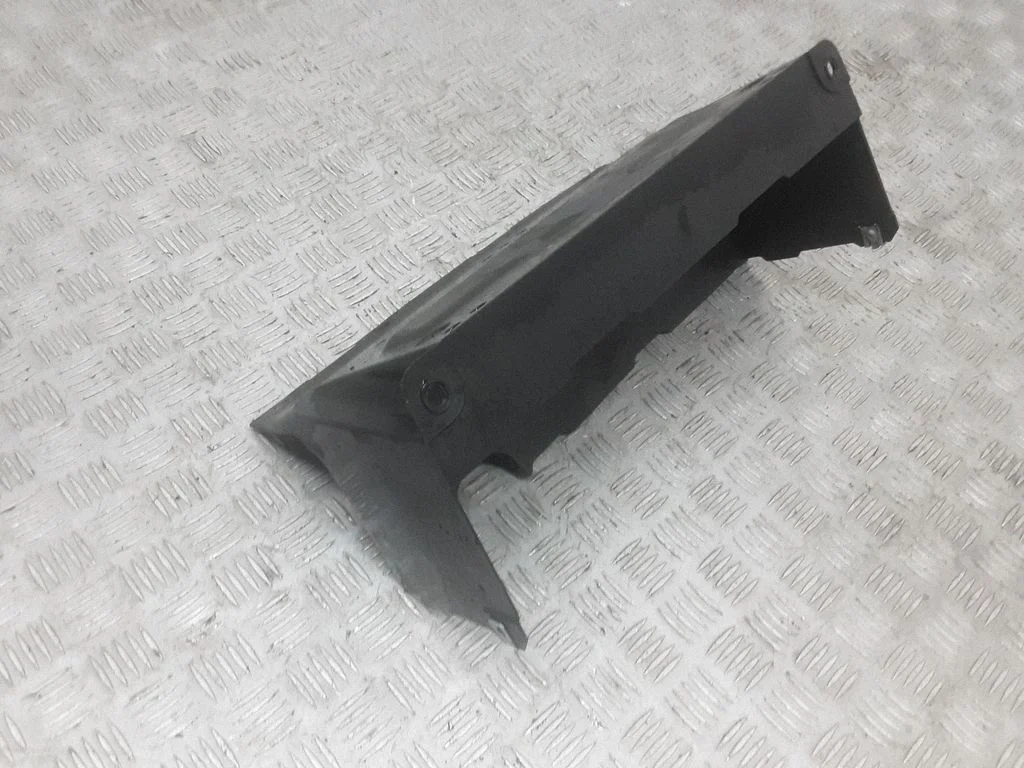 Osłona podwozia pod zderzakiem tylnym – BMW Seria 7 F01 F02 F03 F04 (2008-2016)