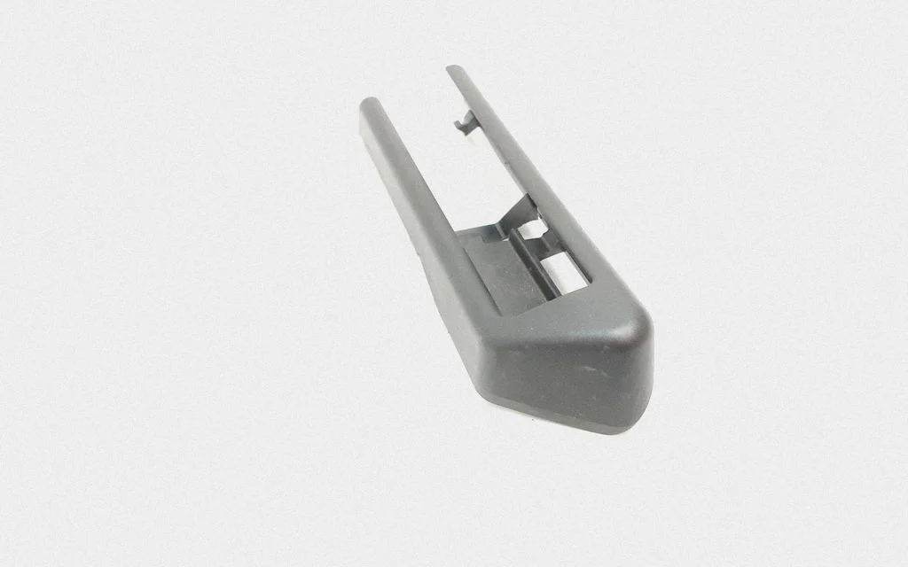 Front passenger seat rail trim – BMW 7 Series F01 F02 F03 F04 (2008-2016)