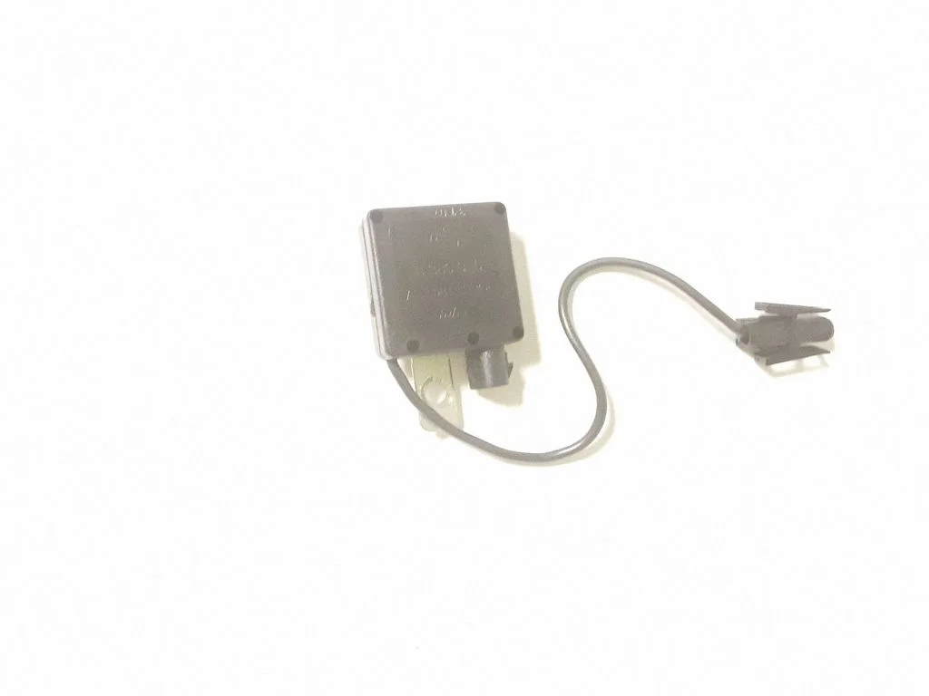 Aerial antenna filter – BMW X5 E53 (1999-2006)