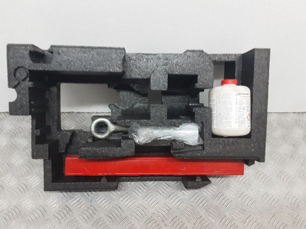 Tool box – Volvo V40 (2012-2019)