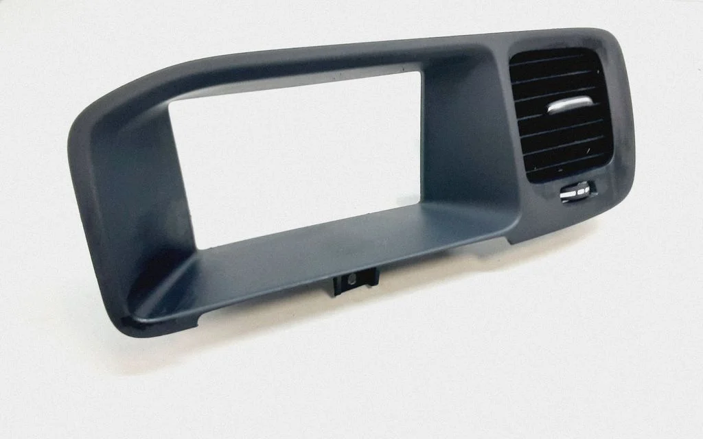 Radio/GPS head unit trim 30791675