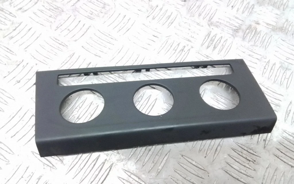 Climate control/heater control trim – Volkswagen Jetta USA (2019-)