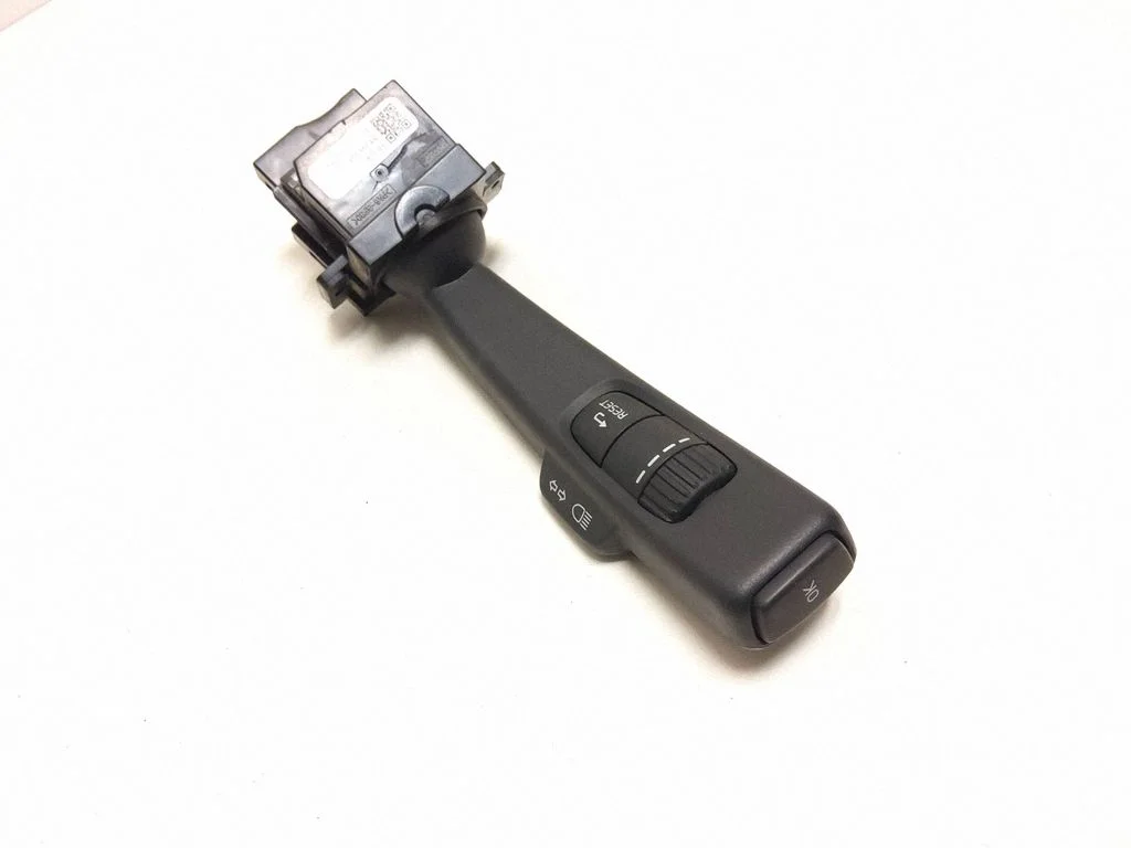 Suunatulede/tulede hoob – Volvo S60 (2011-2013)