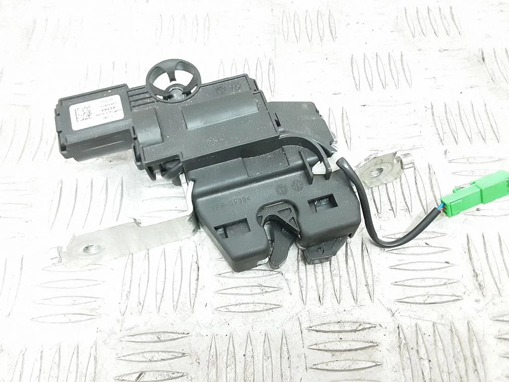 Seat back rest lock catch – Volvo S90, V90 (2016-)