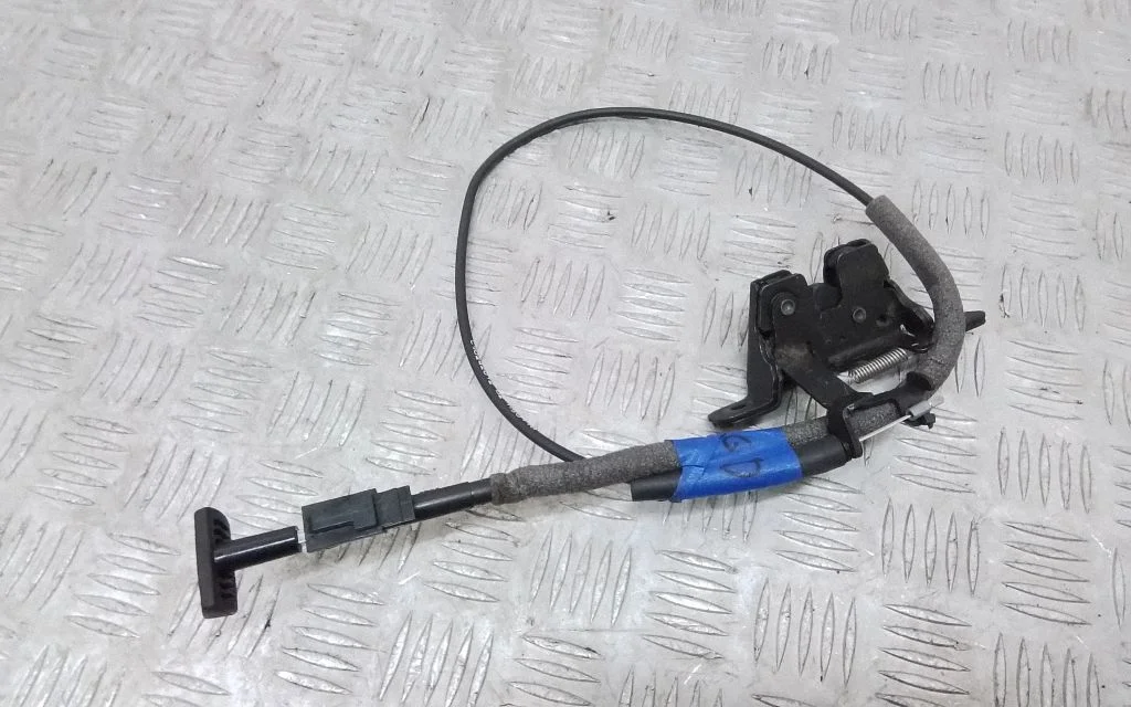 Seat back rest lock catch – Volkswagen Jetta USA (2019-)