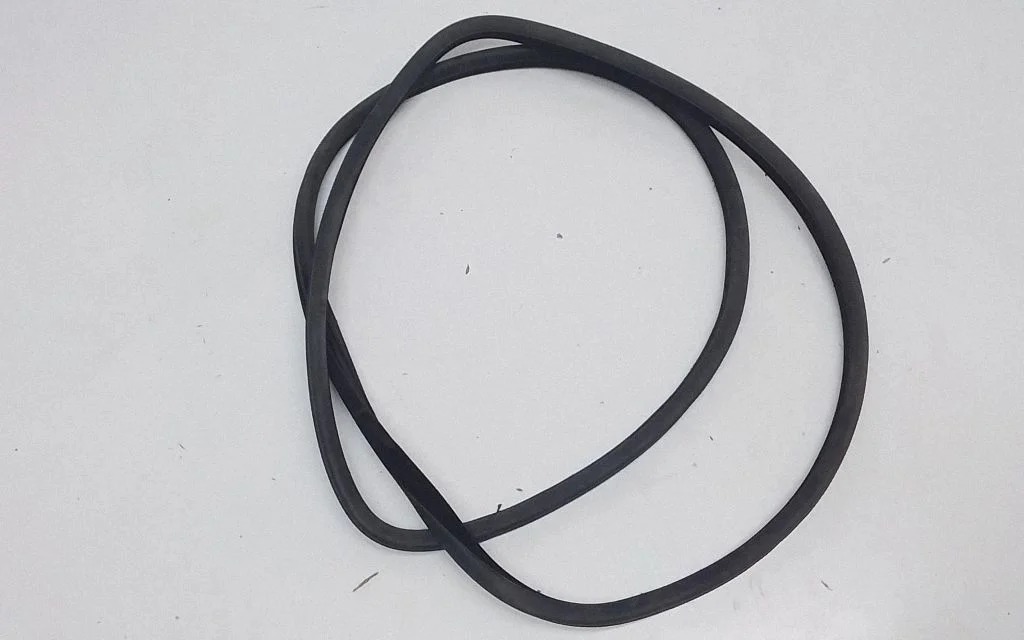 Rubber seal rear door 30799577