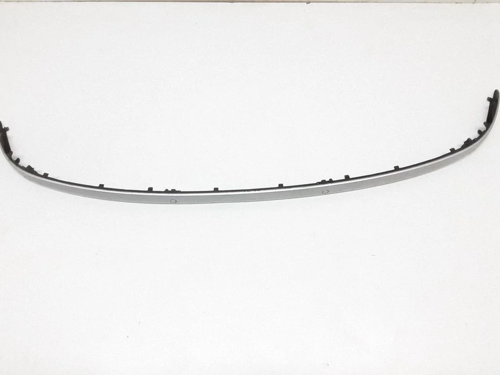 Rear bumper trim bar molding – BMW 5 Series E60 E61 (2004-2010)