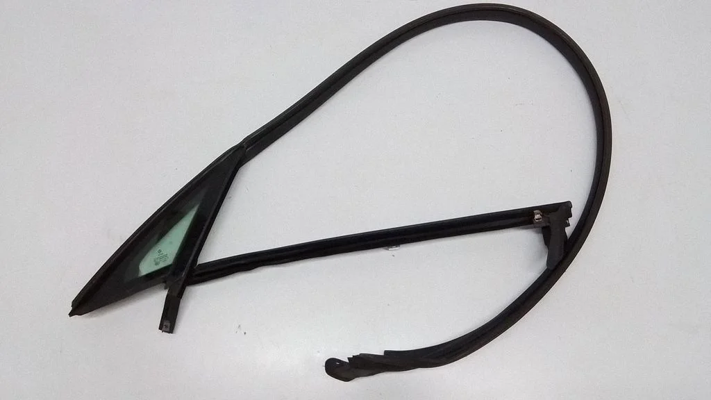 Rubber seal front coupe door – Mercedes-Benz CLK-Class C207 A207 (2010-2017)