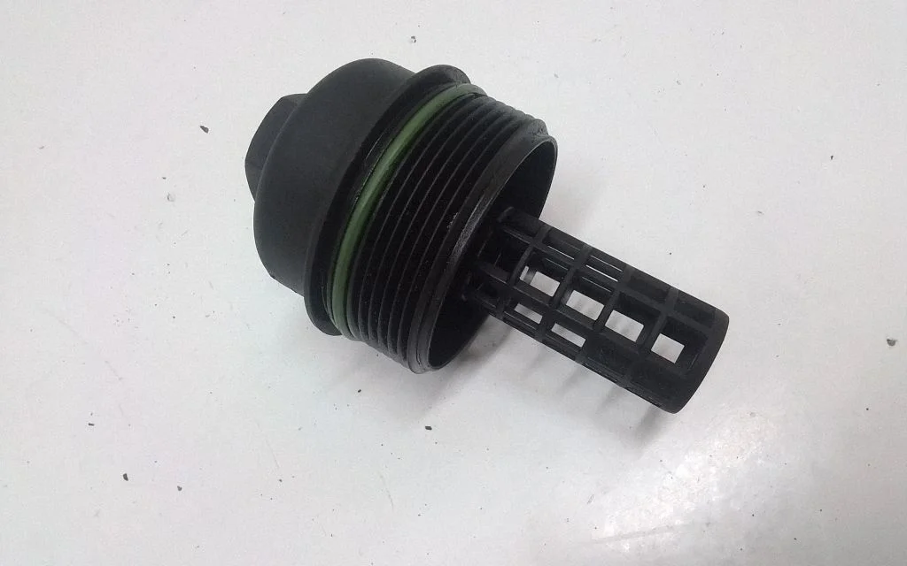 Oil filler cap 8692306
