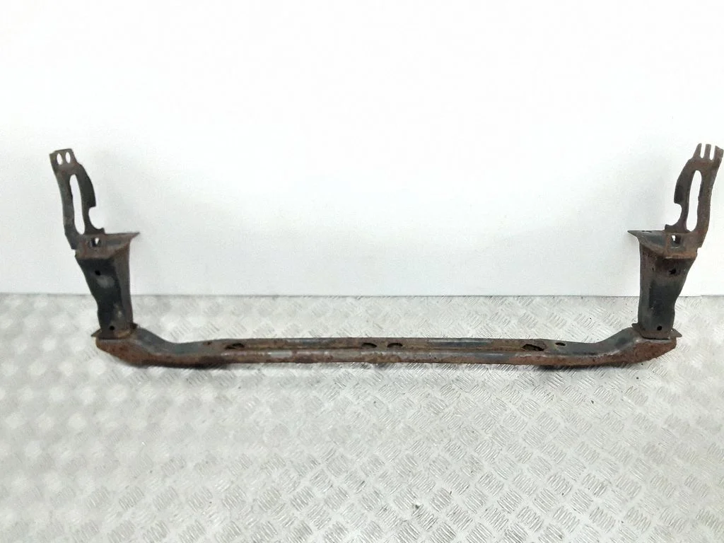 Bottom radiator support slam panel – Volvo XC60 (2009-2013)