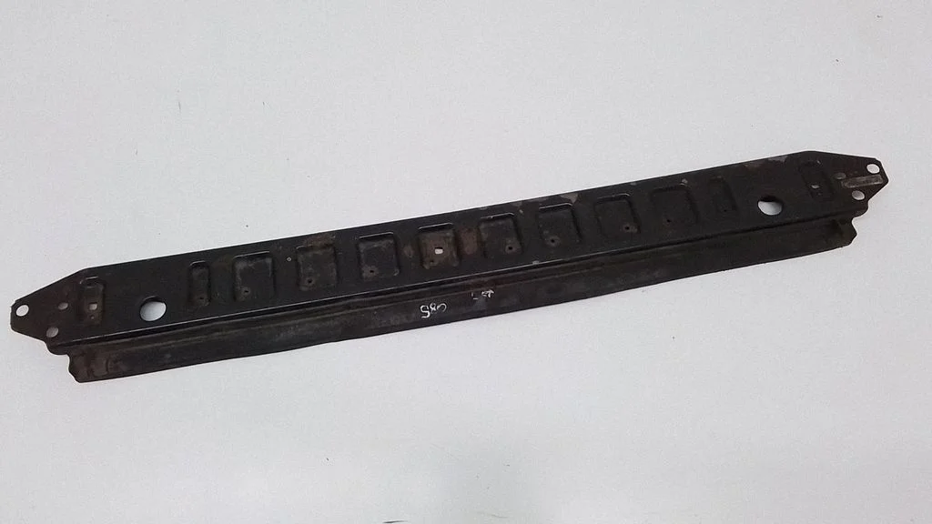 Bottom radiator support slam panel – Volvo S80 (2007-2013)