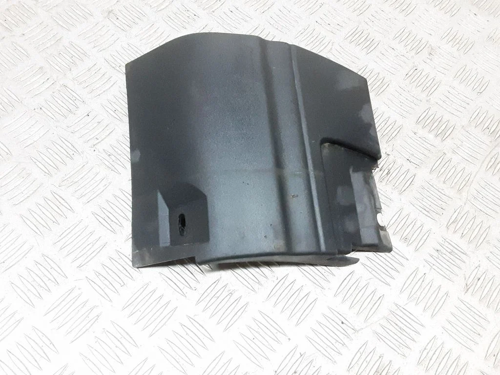 Fender trim (molding) – Land Rover Discovery 3 - LR3 (2005-2009)