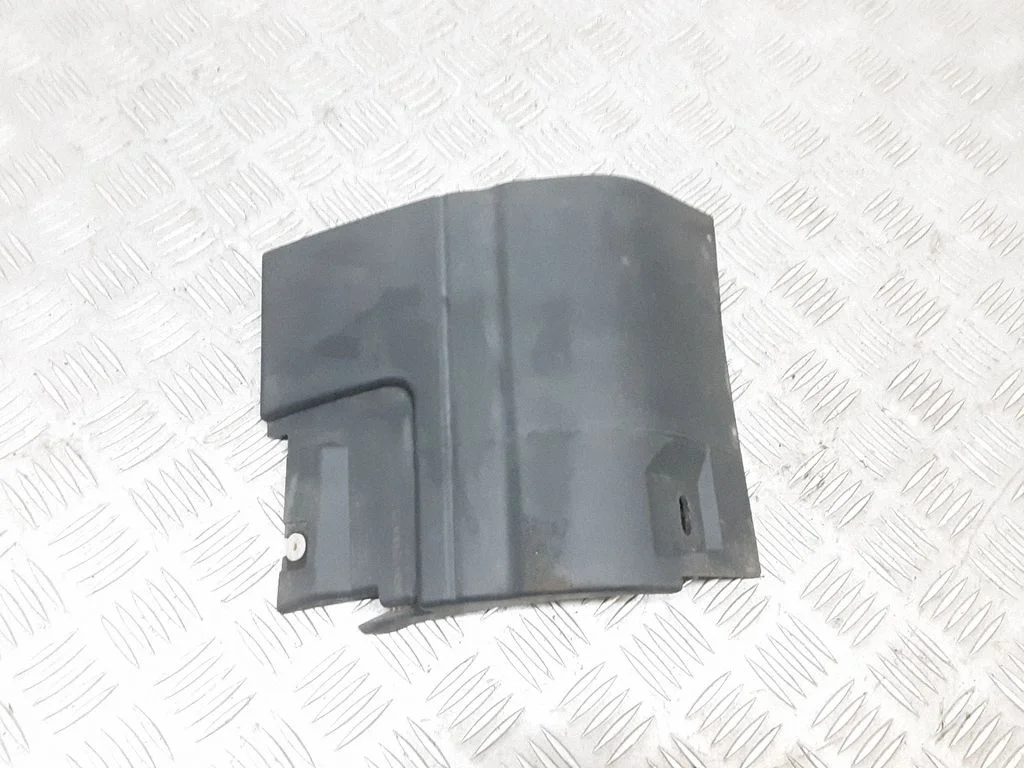 Fender trim (molding) – Land Rover Discovery 3 - LR3 (2005-2009)