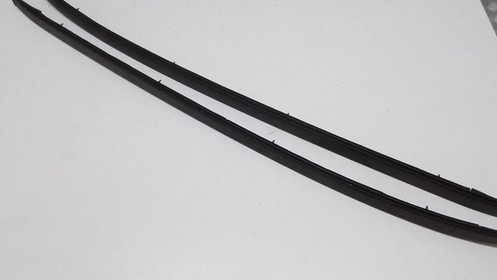 Roof bar rail 30754527