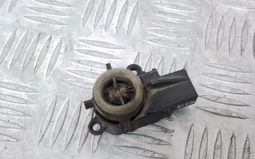 Interior temperature sensor – Volvo V70 (2005-2008)