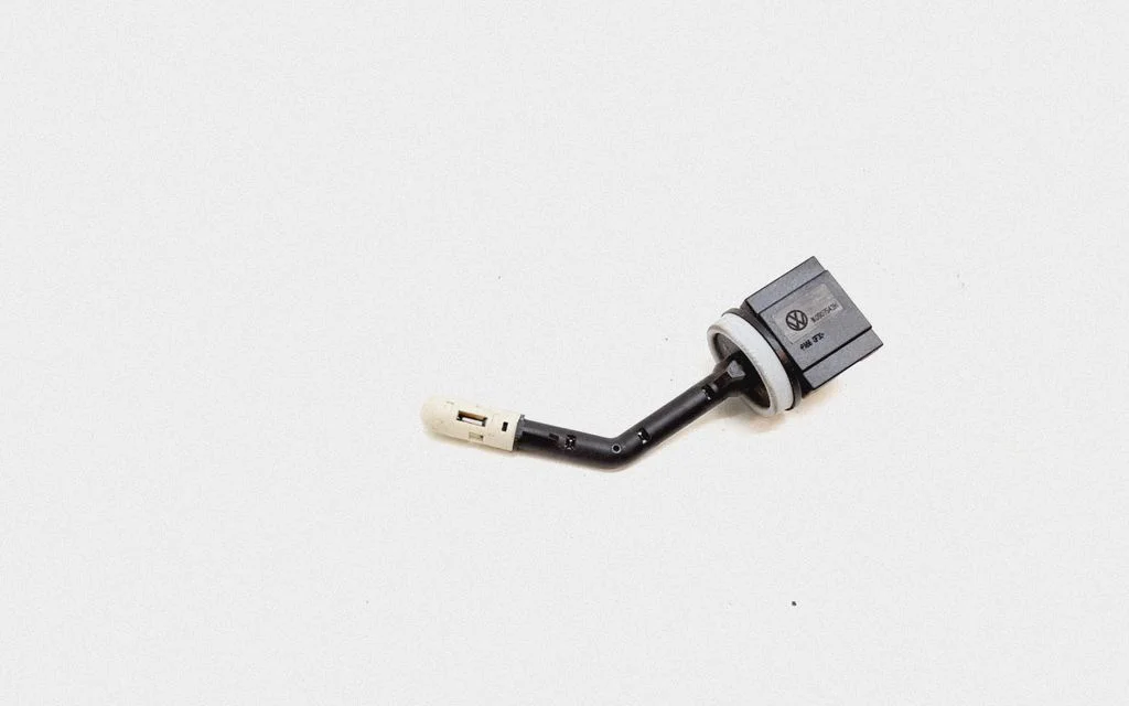 Interior temperature sensor – Volkswagen Passat CC (2008-2016)