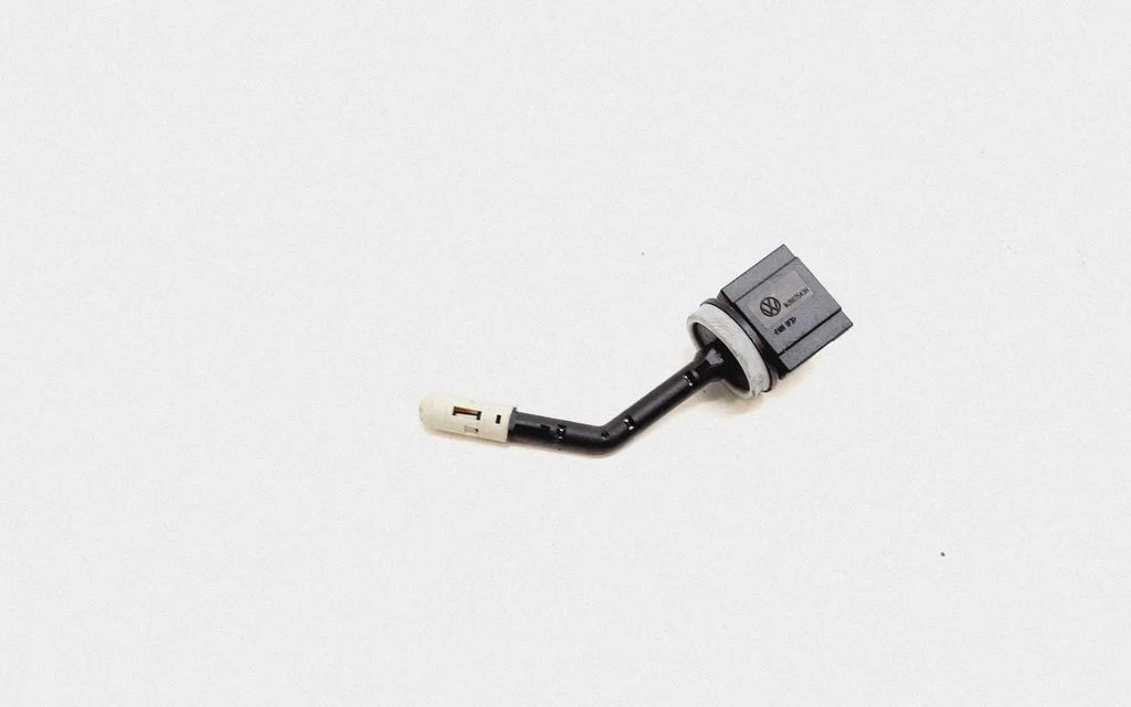 Interior temperature sensor – Volkswagen Passat CC (2008-2016)