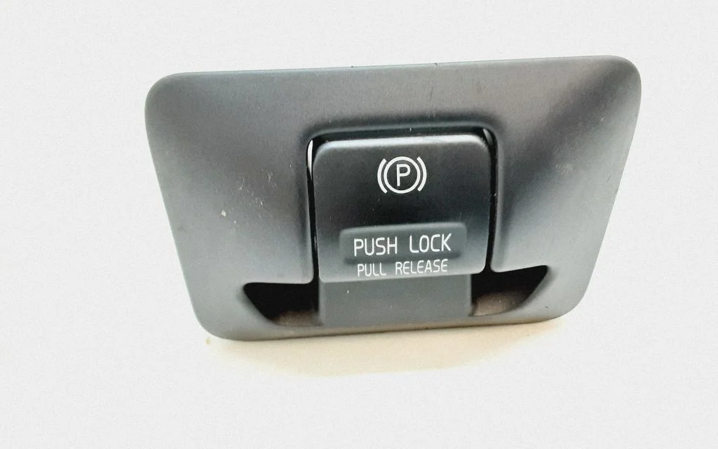 Hand parking brake switch 31334637
