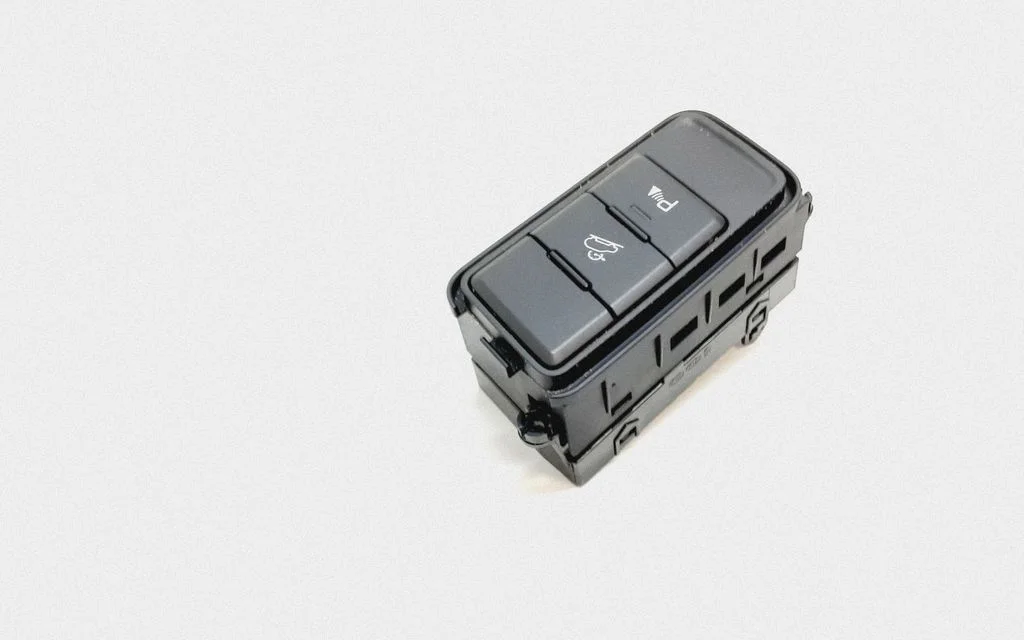 Parking (PDC) sensor switch – KIA Sportage (2016-2021)