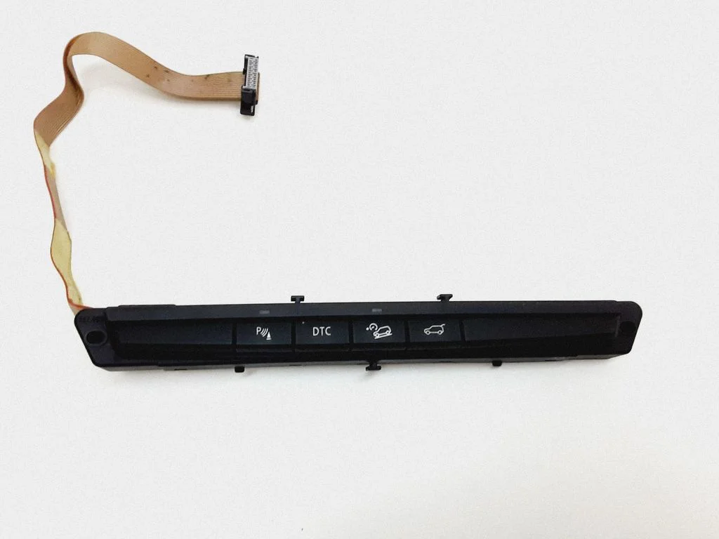 Parking (PDC) sensor switch – BMW X5 E70 (2006-2013)