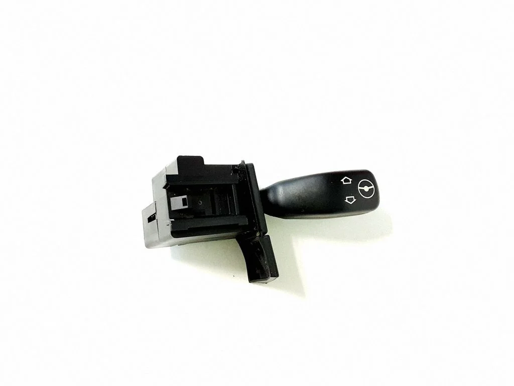 Steering wheel adjustment handle/lever – BMW X5 E53 (1999-2006)