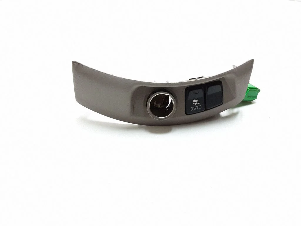 ESP (stability program) switch – Volvo V50 (2004-2007)