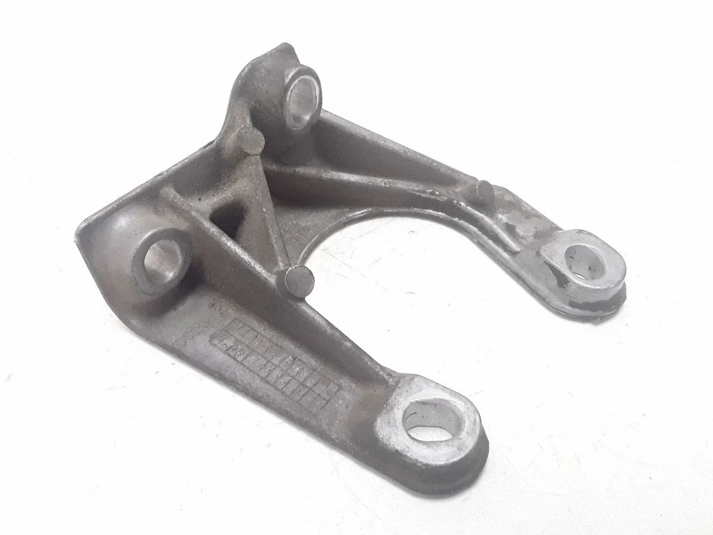 Eesmise reduktori klamber – Volvo XC60 (2009-2013)