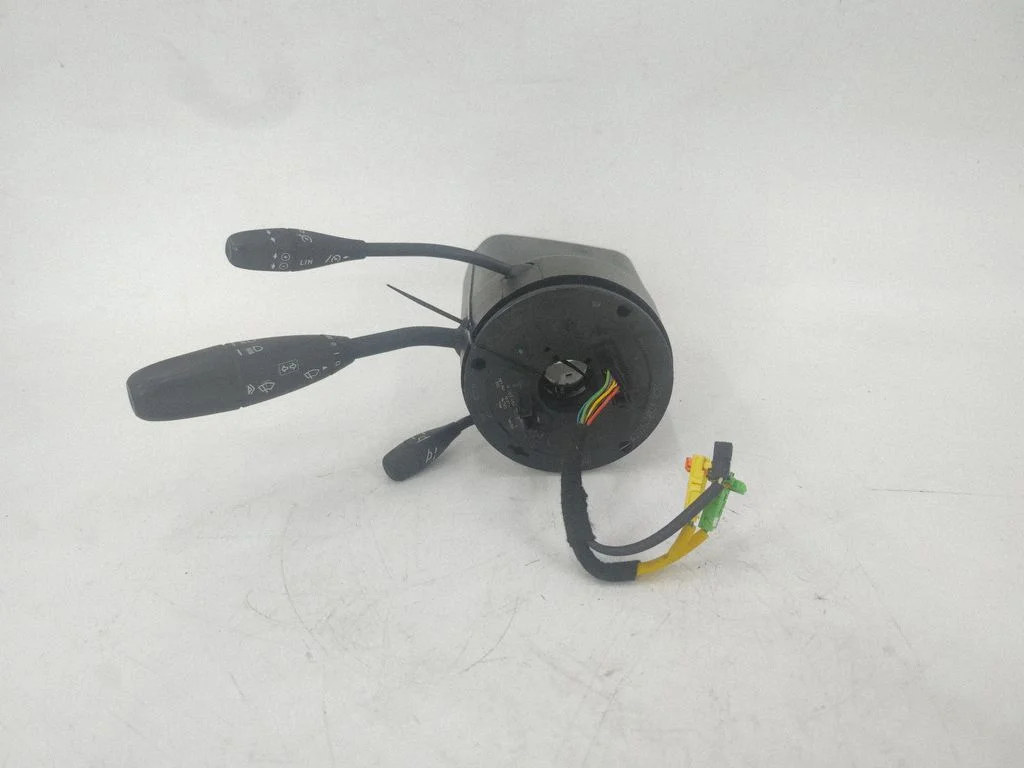 Wiper turn signal indicator stalk/switch A1694641018