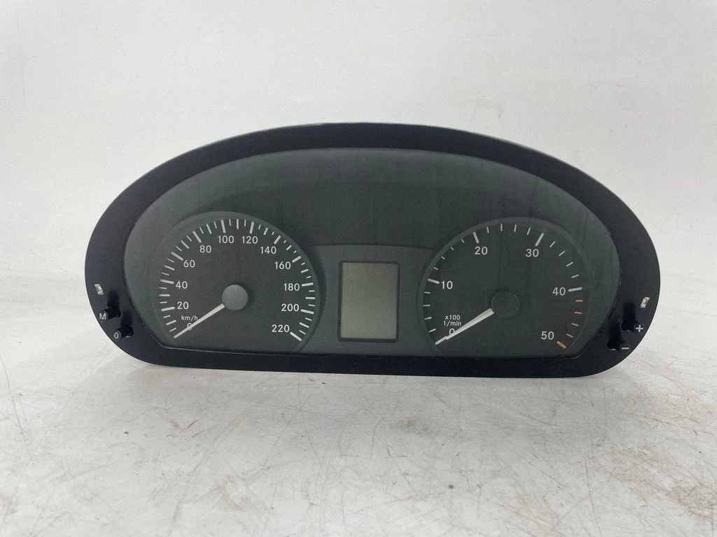Speedometer (instrument cluster) ZGS001