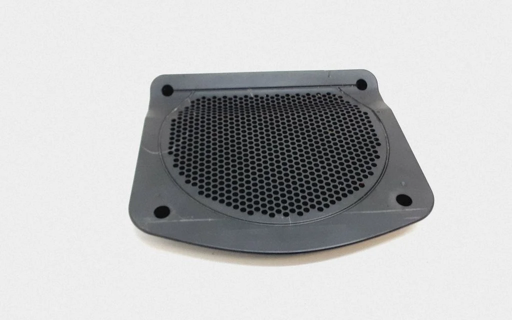 Subwoofer grill/trim – BMW 5 Series F10 F11 (2009-2016)