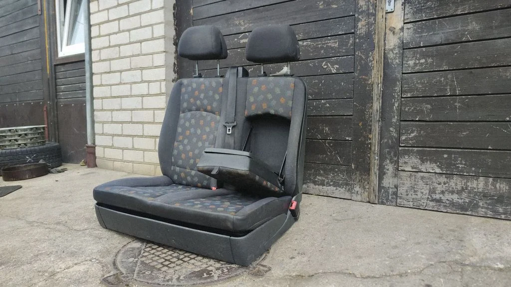 Eesmine kaheistmeline iste – Mercedes-Benz Vito Viano W639 (2003-2014)