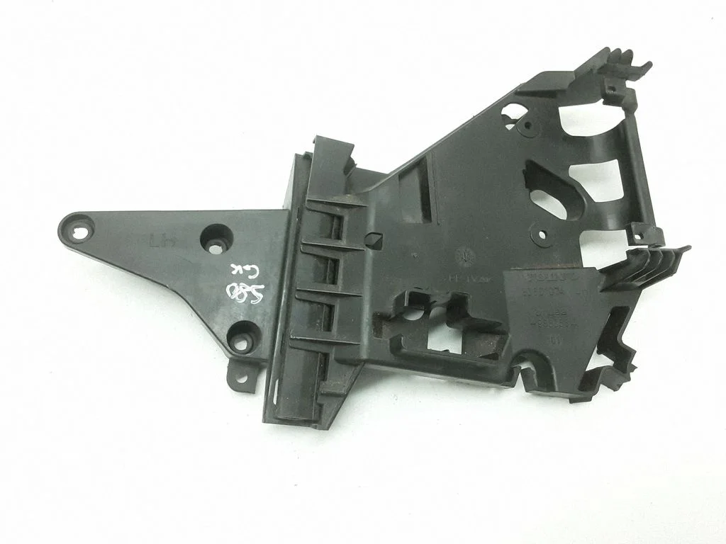 Rear door exterior handle/bracket – Volvo S80 (2007-2013)