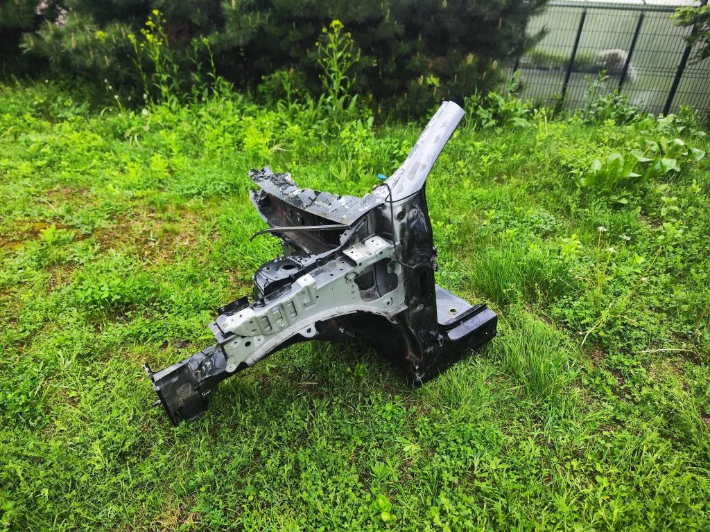 Front bodywork piece