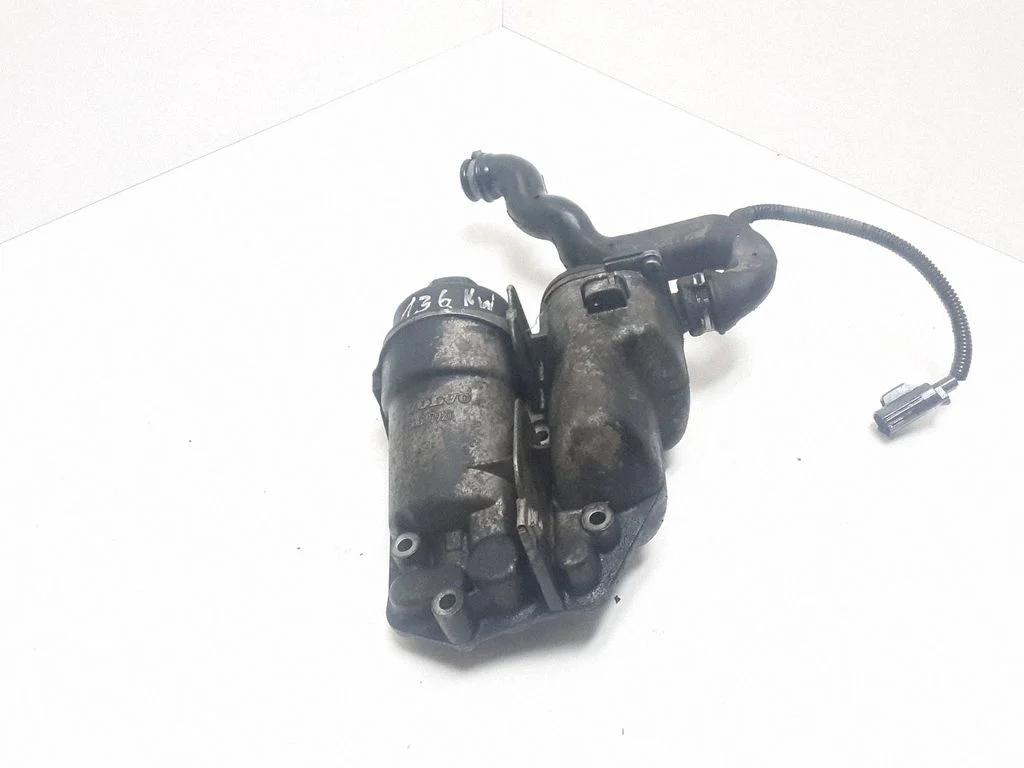 Oil filter cover – Volvo S80 (2007-2013)
