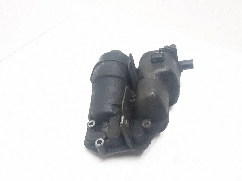 Oil filter cover – Volvo S80 (2007-2013)