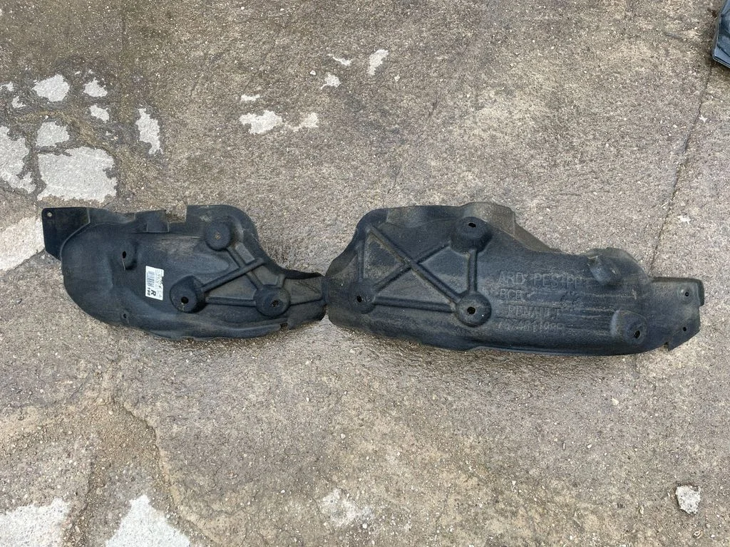 Rear arch fender liner splash guards 767481198R