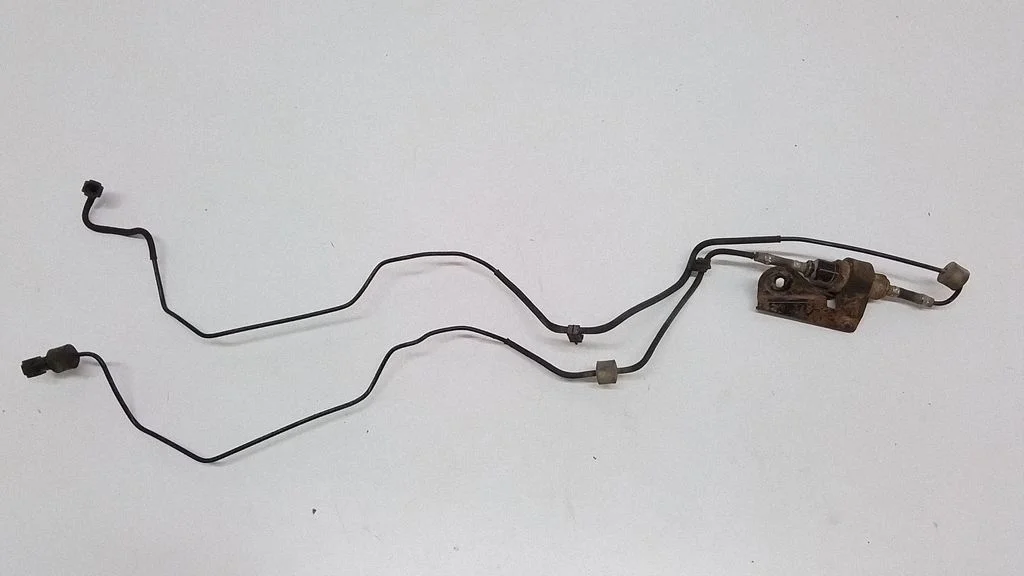 Webasto auxiliary heater fuel pump – Volvo V70 (2008-2013)