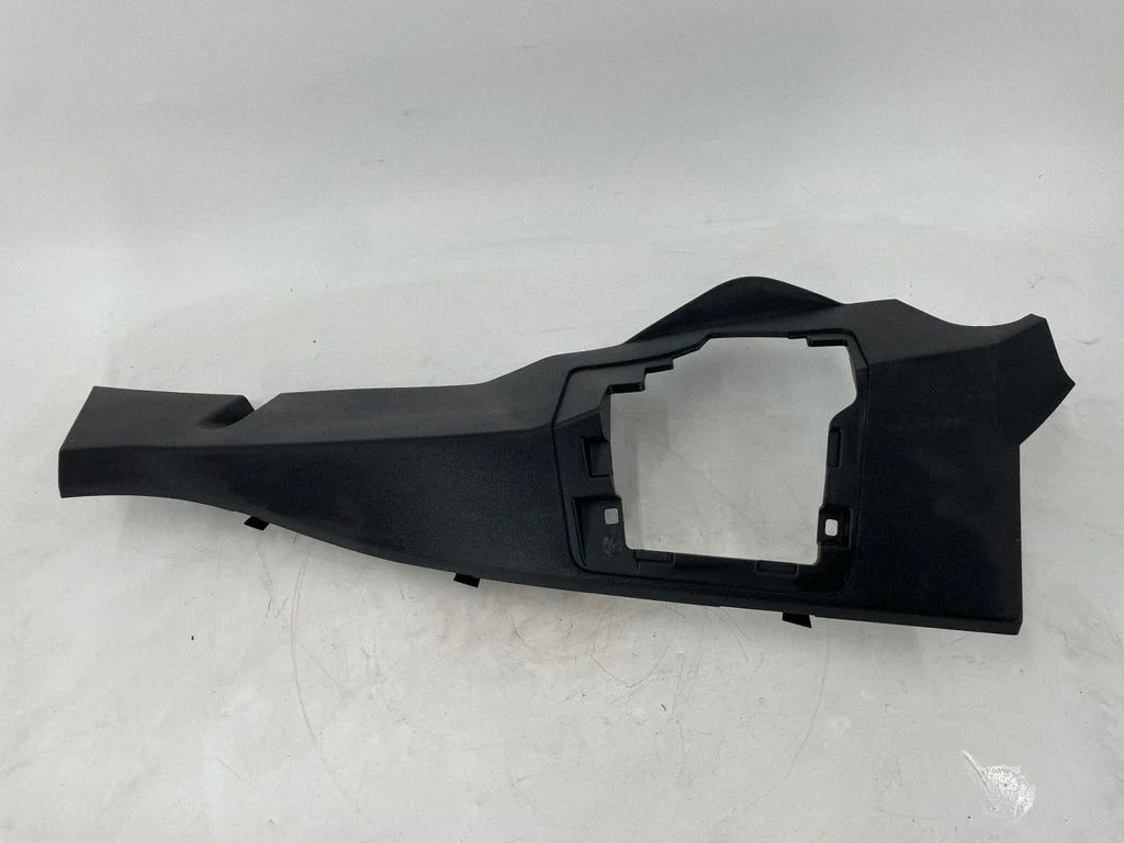 (D) piilari viimistlus (alumine) – Renault Megane Mégane Renault Sport III (IV Based) (2017-2023)