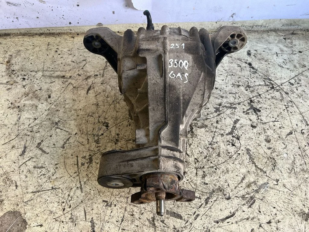Rear differential – Mercedes-Benz R-Class W251 (2005-2013)