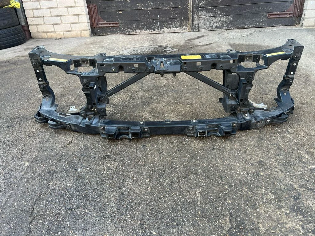 Radiatoru panelis XAB000011