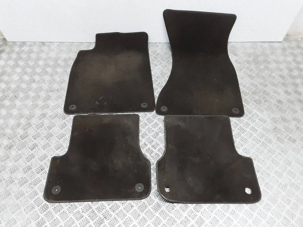 Car floor mat set – Audi A7 S7 4G (2011-2017)
