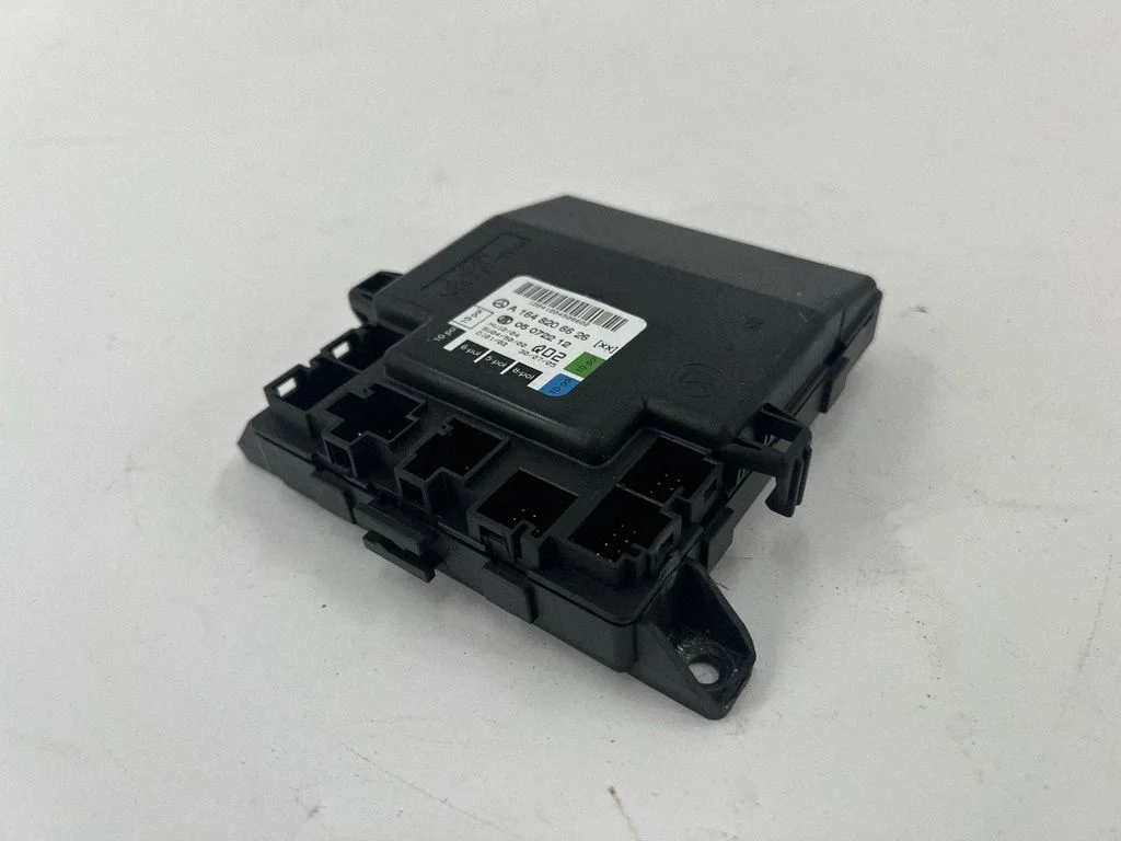 Ukseelektroonika juhtplokk A1648206626