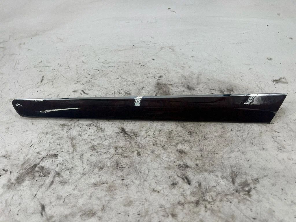 Other rear door trim element – Mercedes-Benz R-Class W251 (2005-2013)