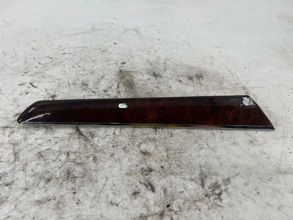 Esiukse liist (mold) A2517200422