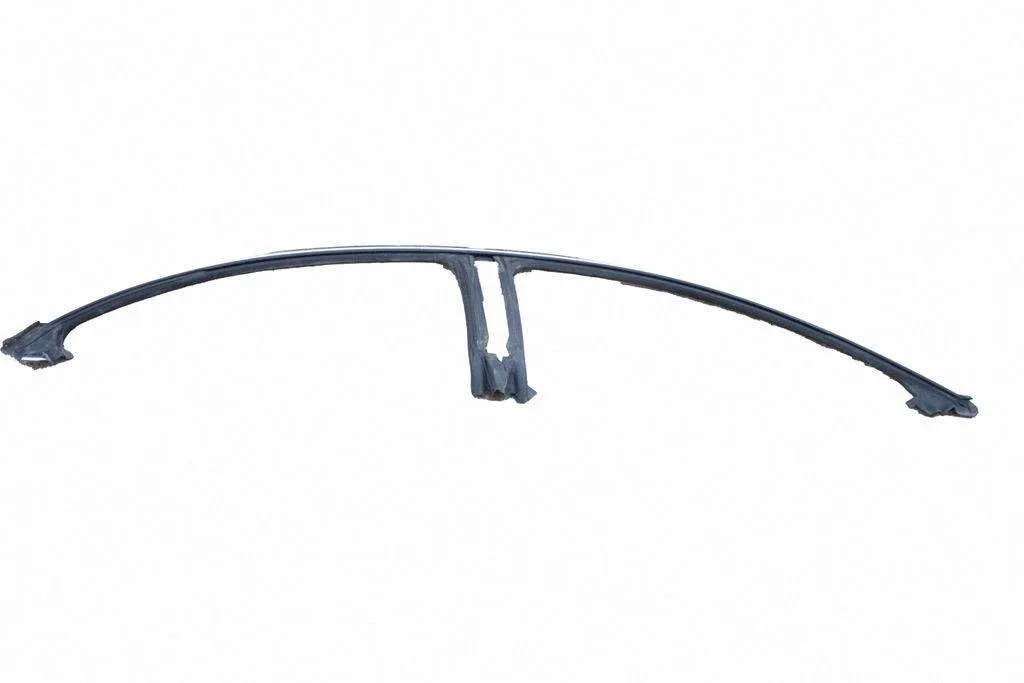 Esiukse tihend (kere pool) – Mercedes-Benz CLS-klass C219 (2003-2011)