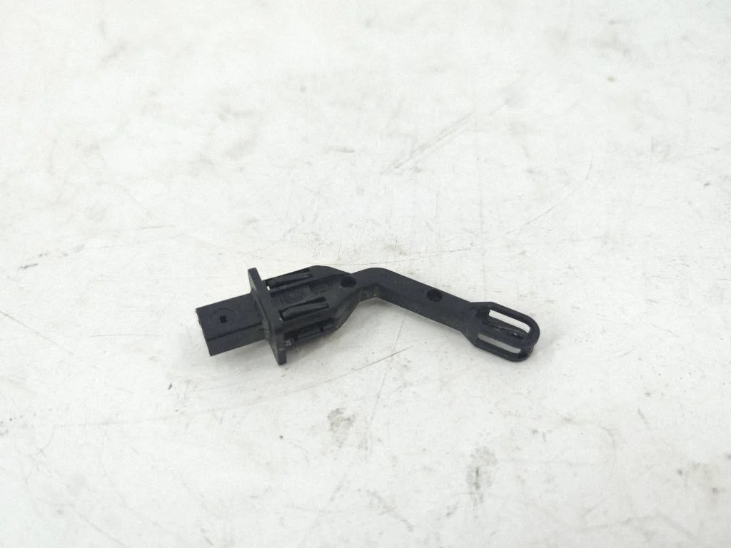 Interior temperature sensor – Mercedes-Benz C-Class AMG W204 (2007-2014)