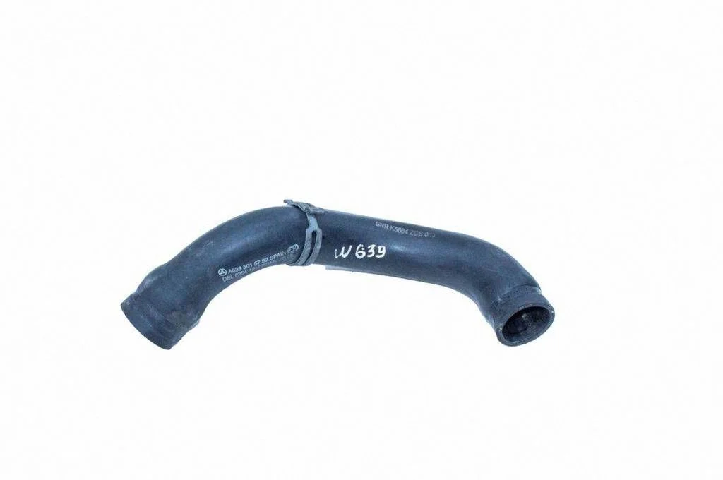 Engine coolant pipe/hose A6395015782