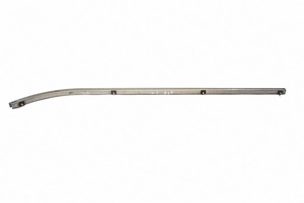 Sliding door upper roller guide/hinge – Mercedes-Benz Vito Viano W639 (2003-2014)