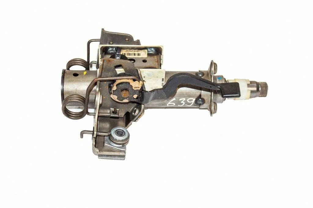 Steering wheel axle A6394620920