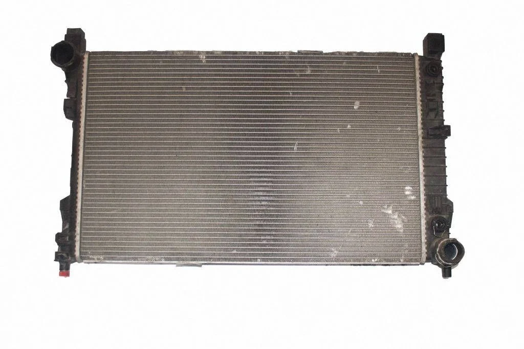 Jahutusvedeliku radiaator A2035003403